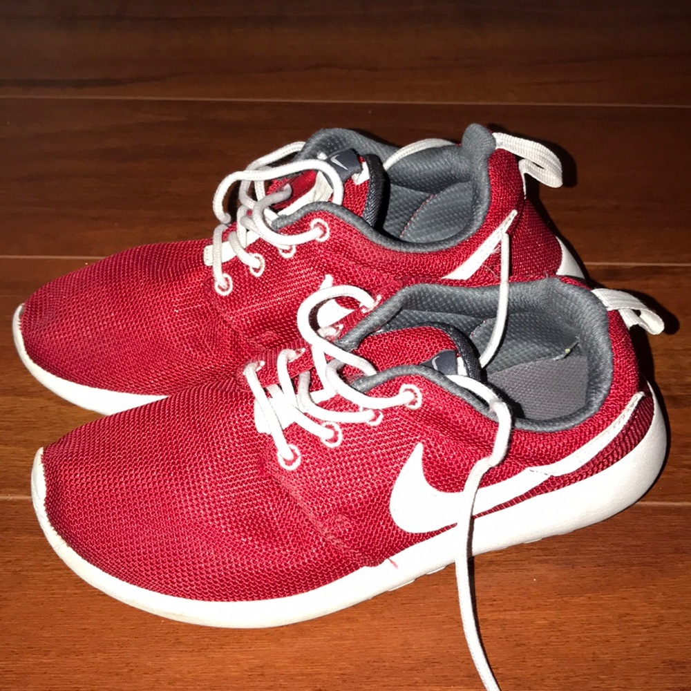 Nike Roshee Runs